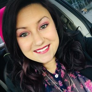 Meet your Posher, Amber